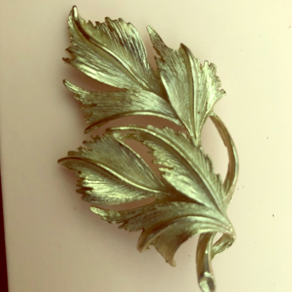 Brooch